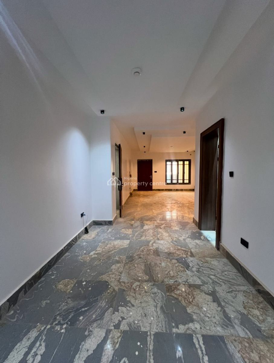3 Bedroom Apartment, Life Camp, Abuja, Flat / Apartment for Sale