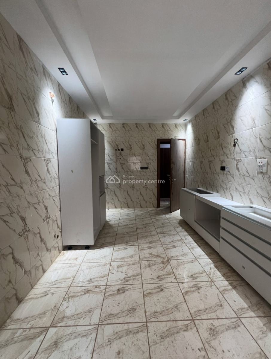 3 Bedroom Apartment, Life Camp, Abuja, Flat / Apartment for Sale