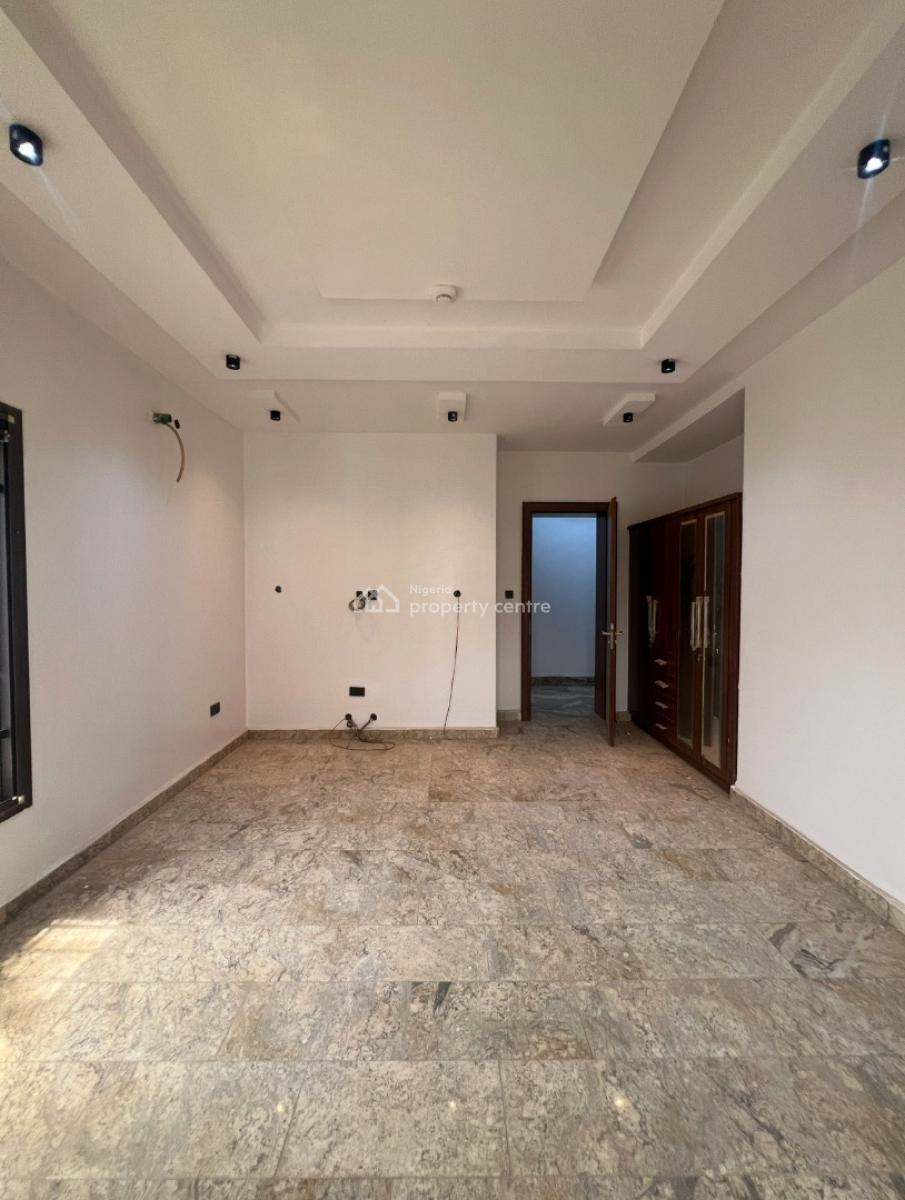 3 Bedroom Apartment, Life Camp, Abuja, Flat / Apartment for Sale
