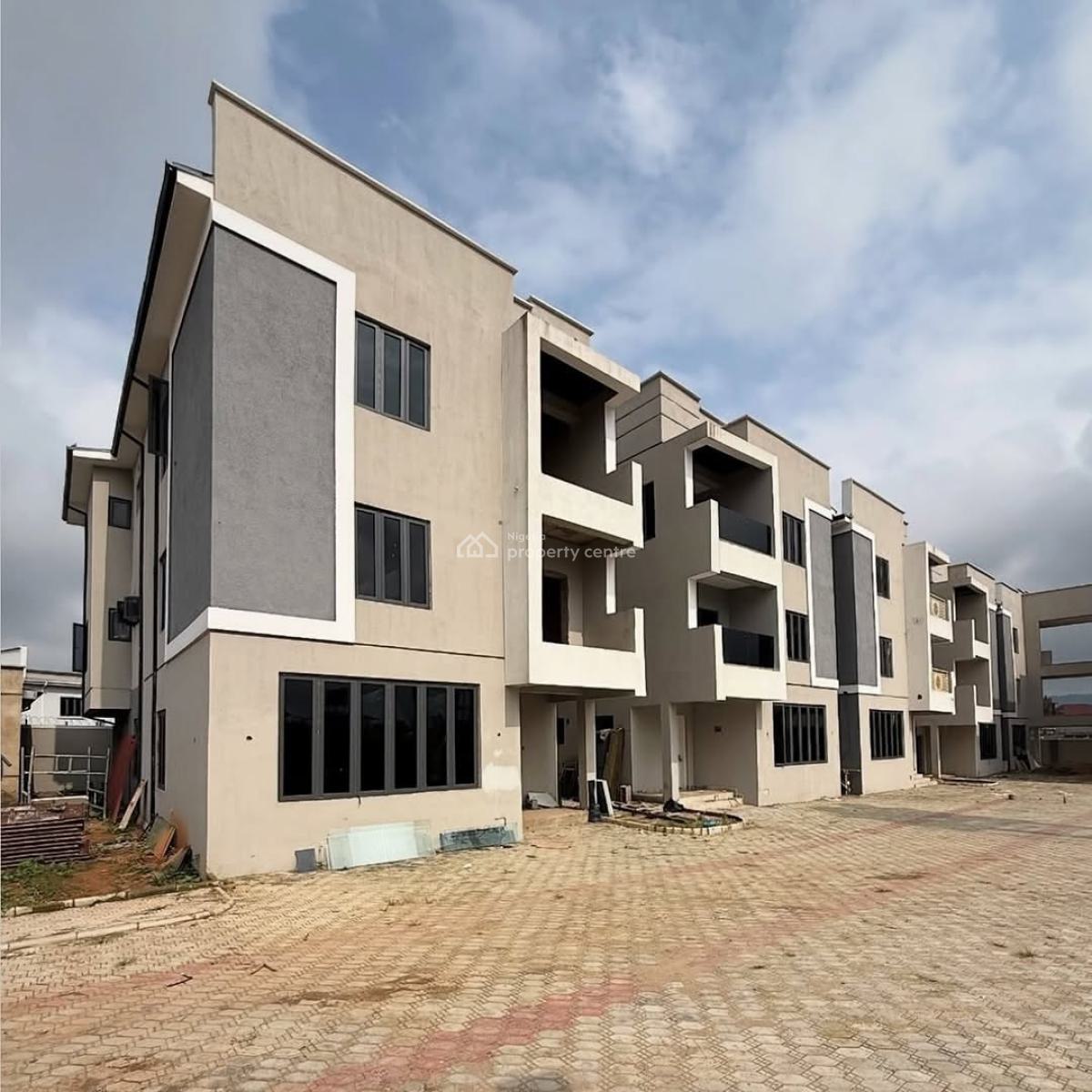 5bedrooms Terrace Duplex, Kado, Kado, Abuja, Terraced Duplex for Sale