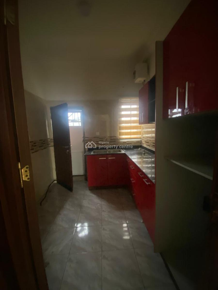 Newly Revamped Serviced 3 Bedroom Apartment in Lekki Right, By Petrocam Filling Station Lekki Right, Lekki Phase 1, Lekki, Lagos, Flat / Apartment for Rent