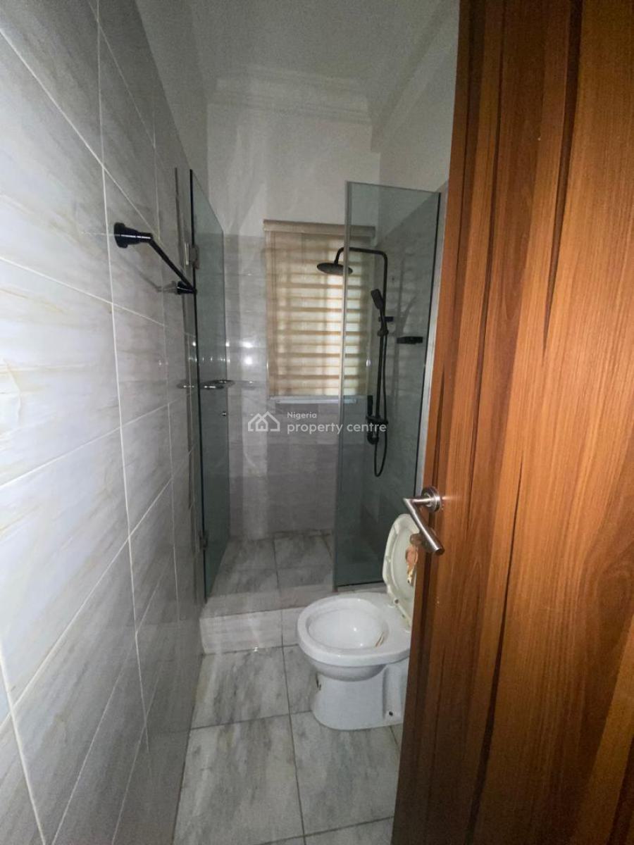 Newly Revamped Serviced 3 Bedroom Apartment in Lekki Right, By Petrocam Filling Station Lekki Right, Lekki Phase 1, Lekki, Lagos, Flat / Apartment for Rent