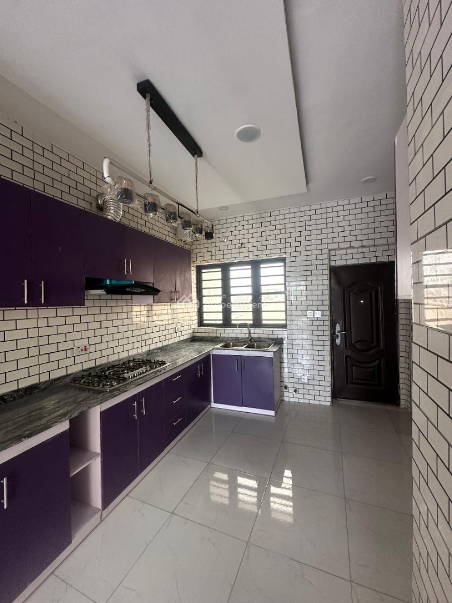 Lovely 4 Bedroom Terraced Duplex with  Bq., Chevron Toll Gate, Lekki, Lagos, Terraced Duplex for Sale