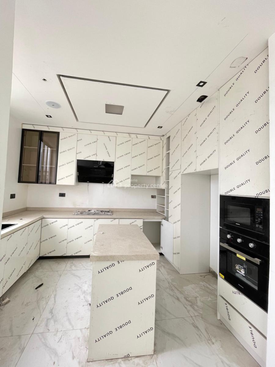 Brand New Spacious 2 Bedroom Apartment, Lekki Phase 1, Lekki Phase 1, Lekki, Lagos, Flat / Apartment for Sale