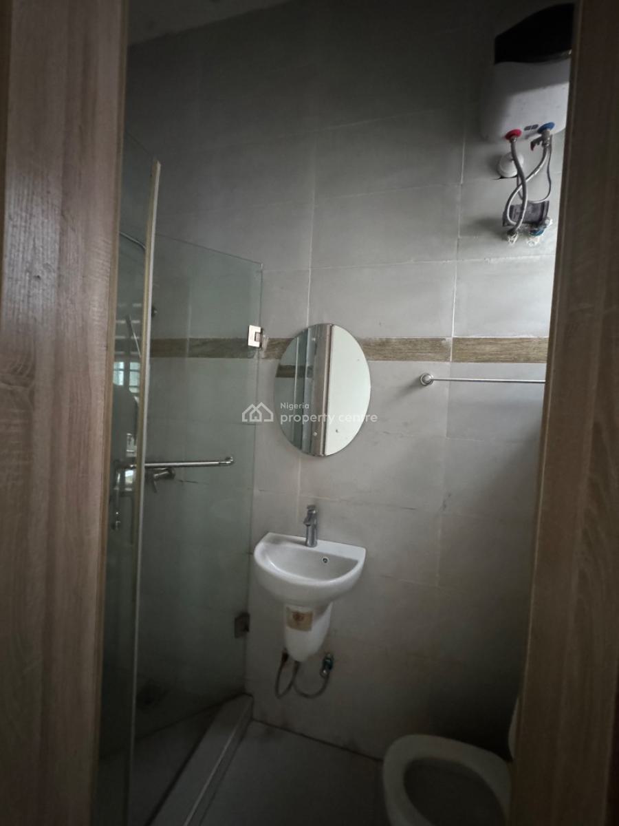 Distress 4 Bedroom Duplex Semi Detached with a Bq Gym Pool Children G, Orchid Road Lekki, Lekki, Lagos, Semi-detached Duplex for Sale
