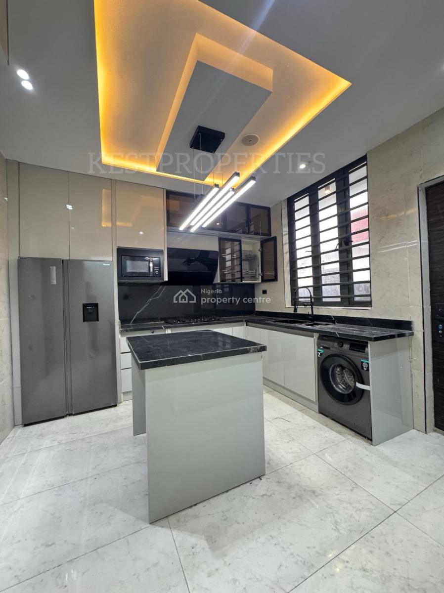 5 Bedroom Fully Detached Duplex, Lekki Phase 1, Lekki, Lagos, Detached Duplex for Sale