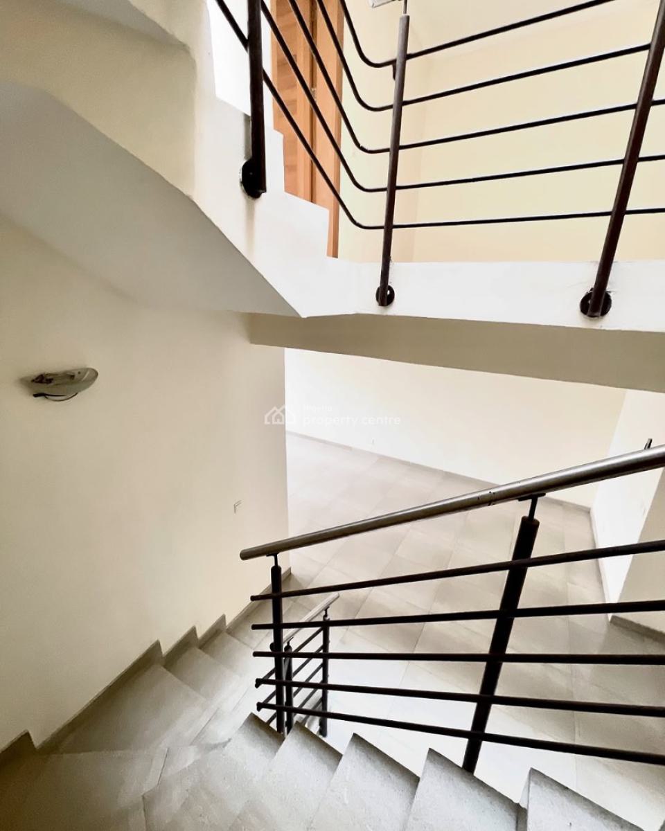 Luxury 4 Bedroom Terrace + Bq, Lekki Phase 1, Lekki Phase 1, Lekki, Lagos, Terraced Duplex for Sale