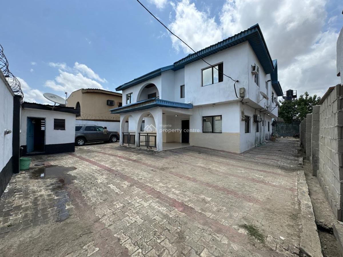 Well Maintained 8 Bedroom Detached House, Ago Palace, Isolo, Lagos, Detached Duplex for Sale