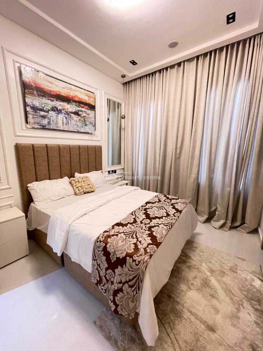 Ideal 2 Bedroom Apartment for Luxury Living in a Well Secured Location, Lekki Phase 1, Lekki, Lagos, Flat / Apartment for Sale