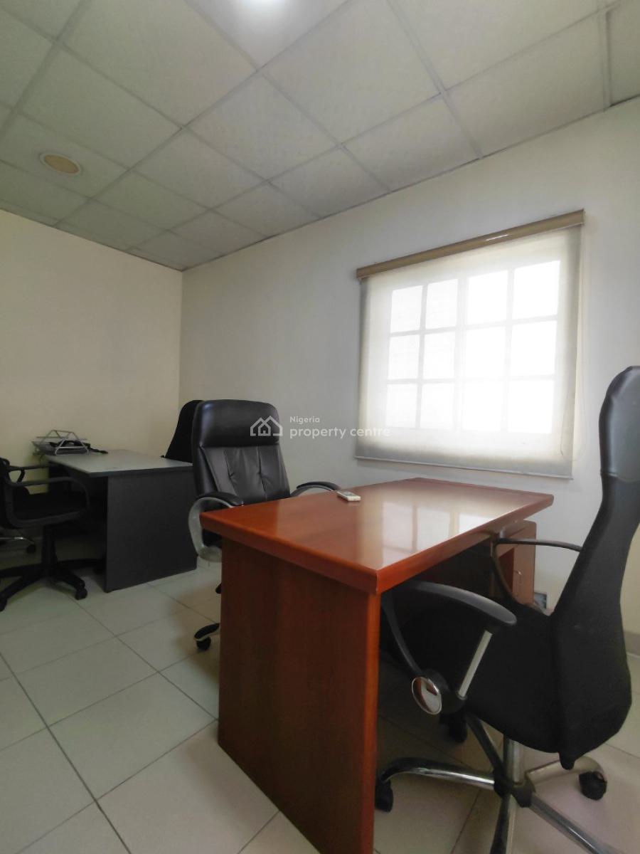 Office Space with Access to Meeting Room, Kitchenette, Reception Etc, Lekki Phase 1, Lekki, Lagos, Office Space for Rent