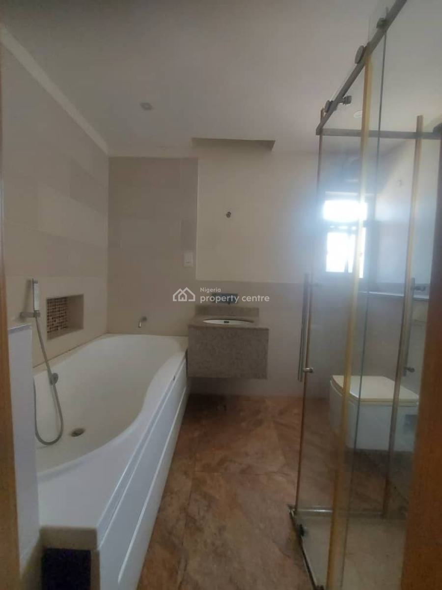 Luxury Master Bedroom, Spg Road, Ologolo, Lekki, Lagos, Self Contain (single Rooms) for Rent