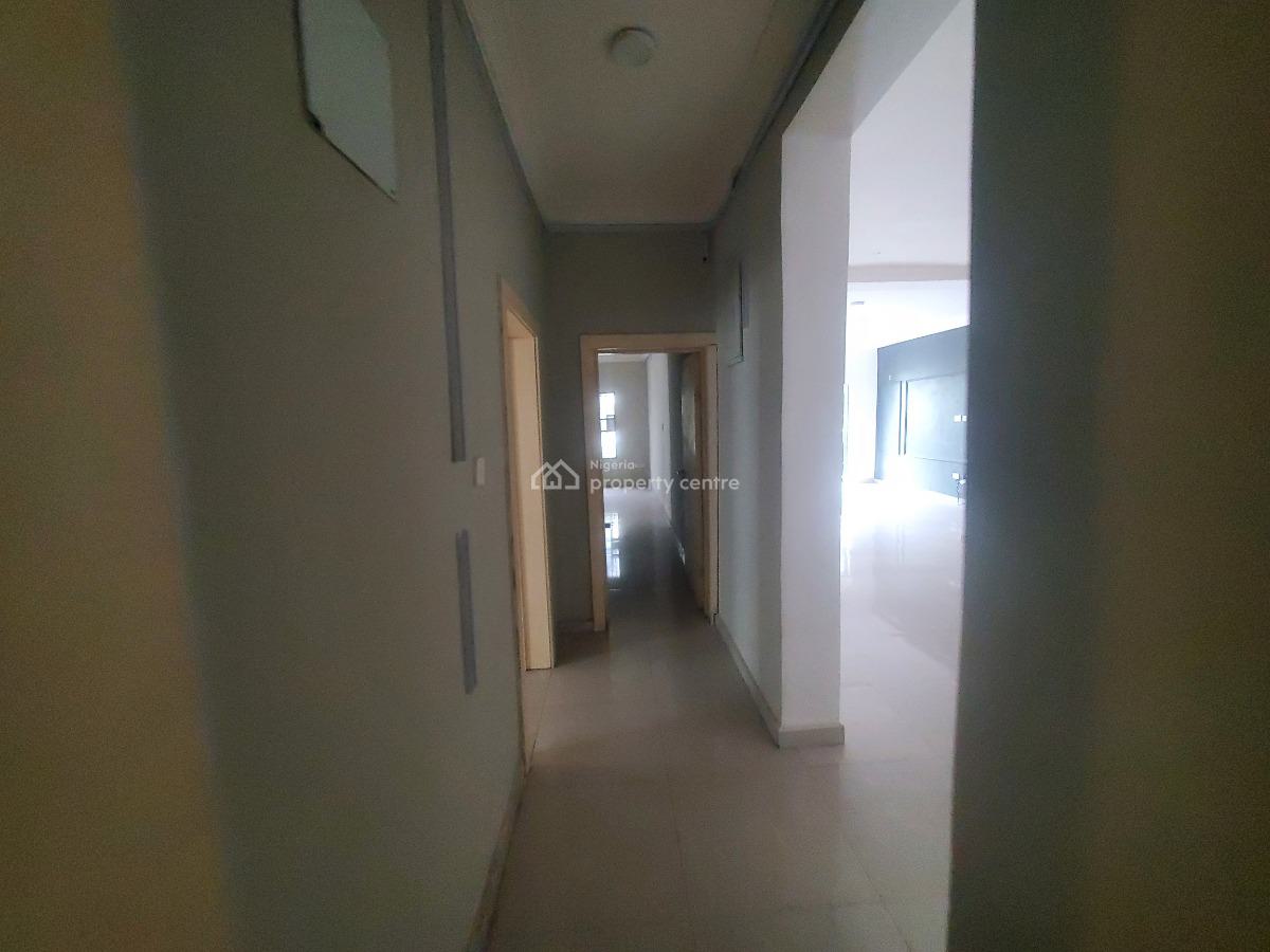 Direct Listing: Well Maintained 3-bedroom Apartment, County Apartments, Megamound Estate, Ikota, Lekki, Lagos, Flat / Apartment for Sale