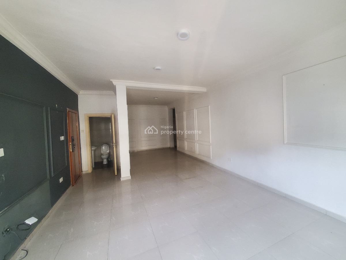 Direct Listing: Well Maintained 3-bedroom Apartment, County Apartments, Megamound Estate, Ikota, Lekki, Lagos, Flat / Apartment for Sale