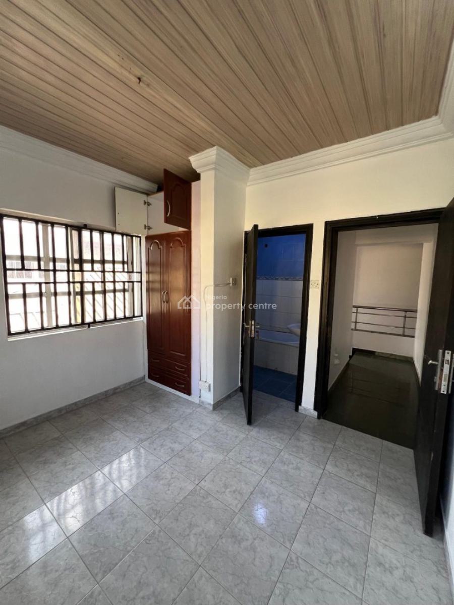 Spacious 3 Bedroom Semi Detached Duplex, Off Admiralty Way, Lekki Phase 1, Lekki, Lagos, Commercial Property for Rent