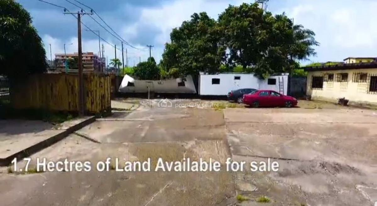 Commercial Land Measuring 1.7 Hectares (17,550sqm), Before Alaka Bridge Along National Stadium Express, Bode Thomas, Surulere, Lagos, Commercial Land for Sale