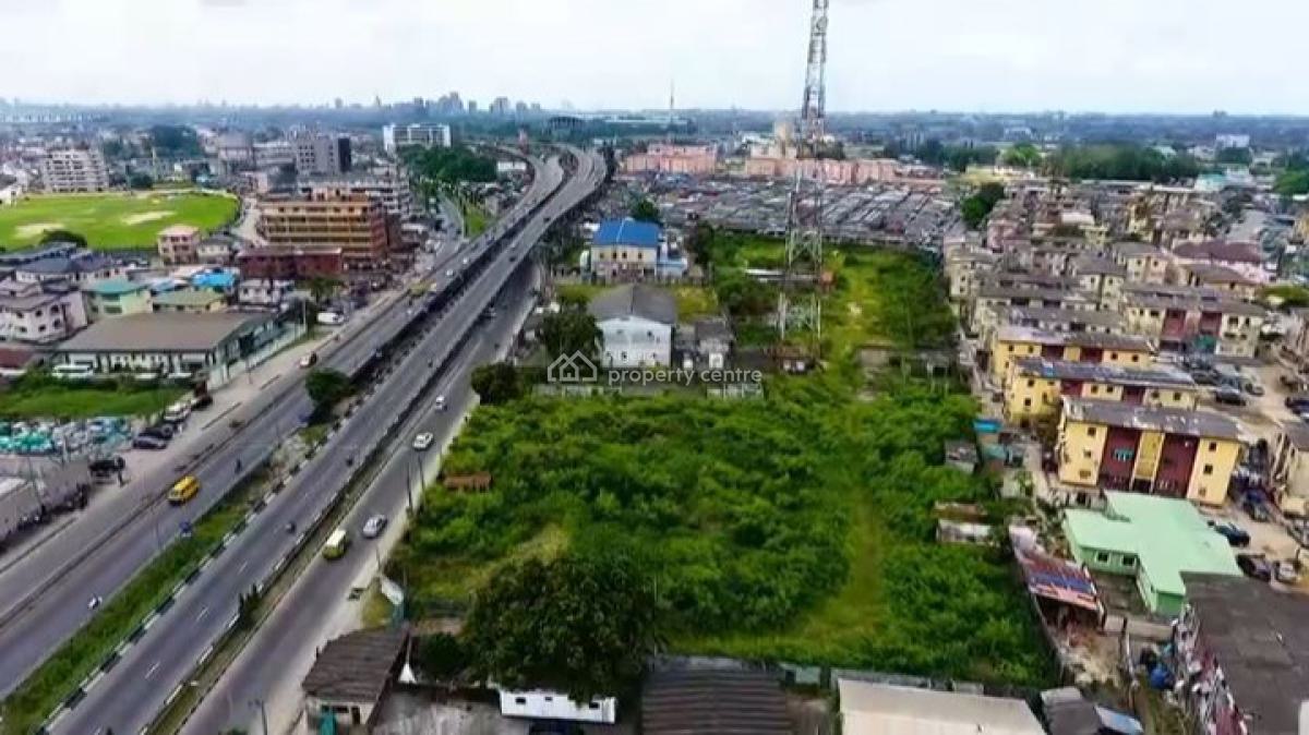 Commercial Land Measuring 1.7 Hectares (17,550sqm), Before Alaka Bridge Along National Stadium Express, Bode Thomas, Surulere, Lagos, Commercial Land for Sale