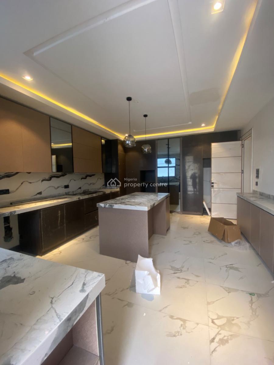 1 Unit of 4 Bedroom Available, By Pinnock Estate, Osapa, Lekki, Lagos, Self Contain (single Rooms) for Rent
