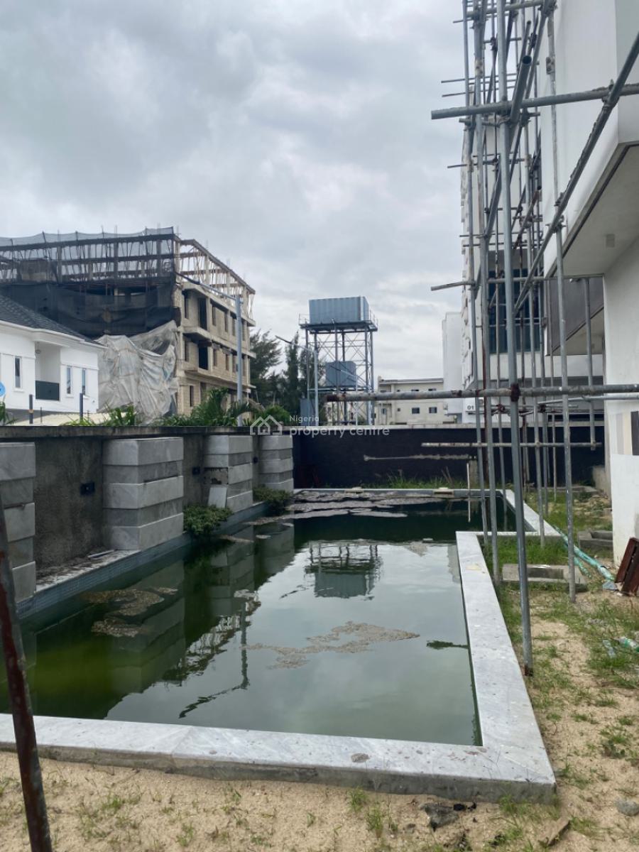 1 Unit of 4 Bedroom Available, By Pinnock Estate, Osapa, Lekki, Lagos, Self Contain (single Rooms) for Rent