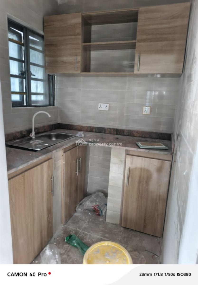 Room and Parlour Upstairs, Alashela, Ogombo, Ajah, Lagos, Mini Flat (room and Parlour) for Rent