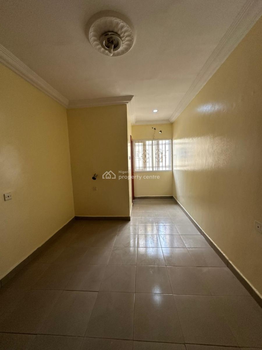 Neatly Built 3 Bedroom Terrace Duplex with Bq, Lekki Phase 1, Lekki, Lagos, Terraced Duplex for Rent