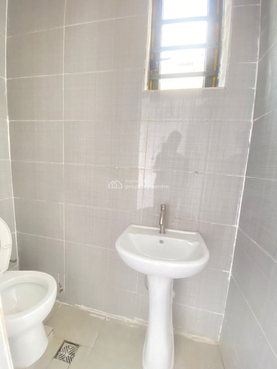 Newly Built 2 Bedroom Apartment, Ologolo, Lekki, Lagos, Flat / Apartment for Sale