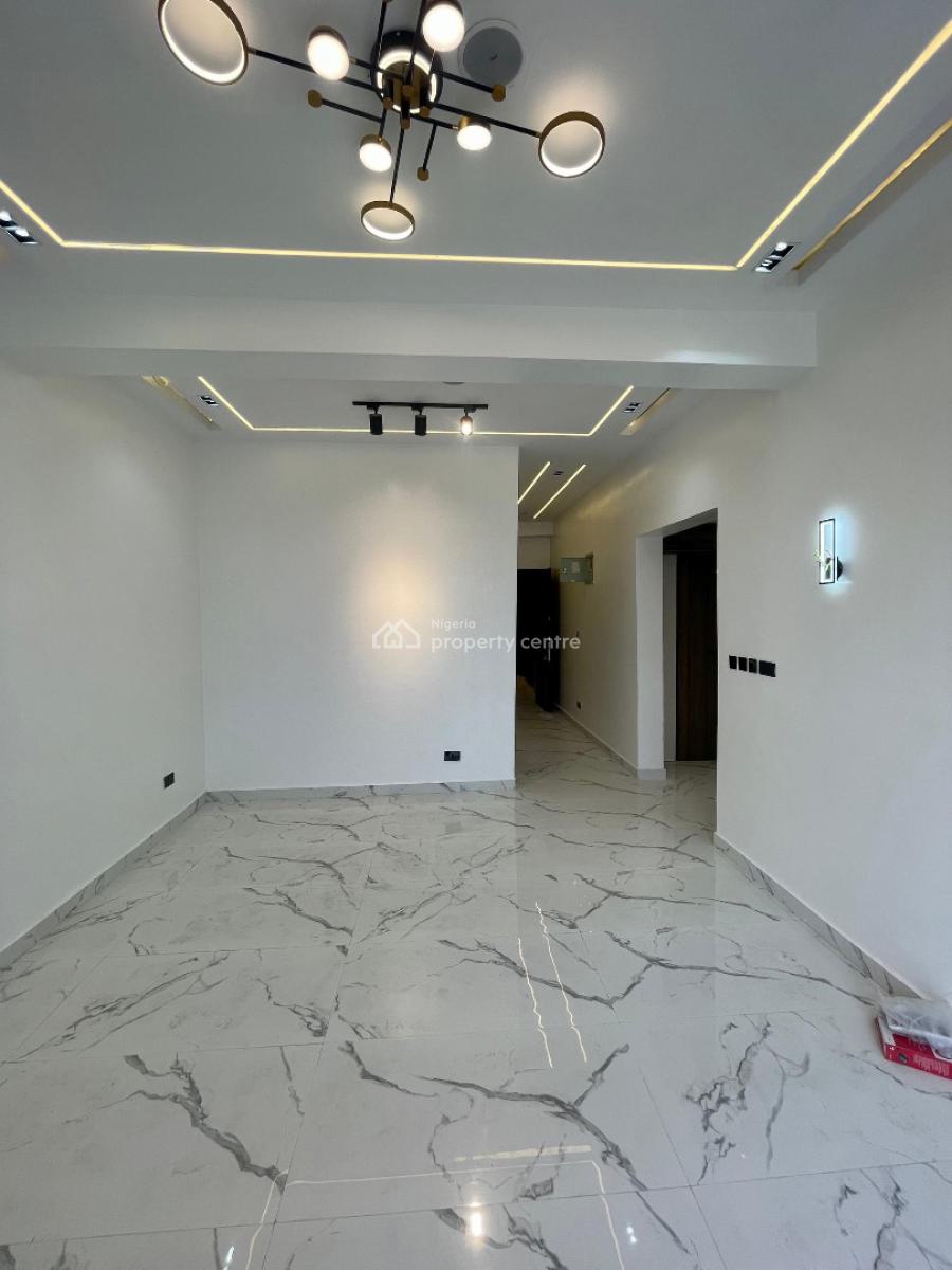 Luxury 2 Bedroom Fully Serviced Apartment, Phase 1, Lekki Phase 1, Lekki, Lagos, Block of Flats for Sale