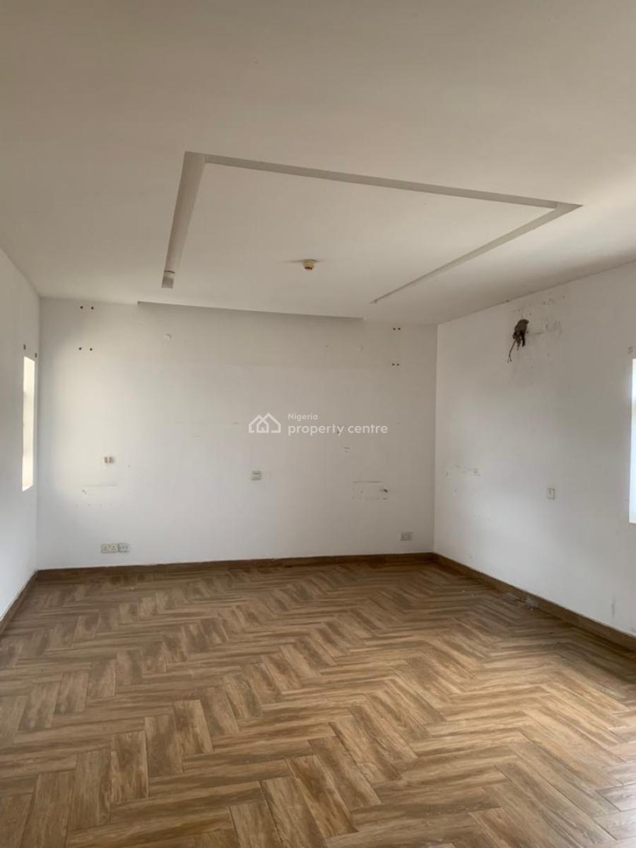 Spacious 4 Bedroom Maisonnet Apartment, Ologolo, Lekki, Lagos, Flat / Apartment for Rent