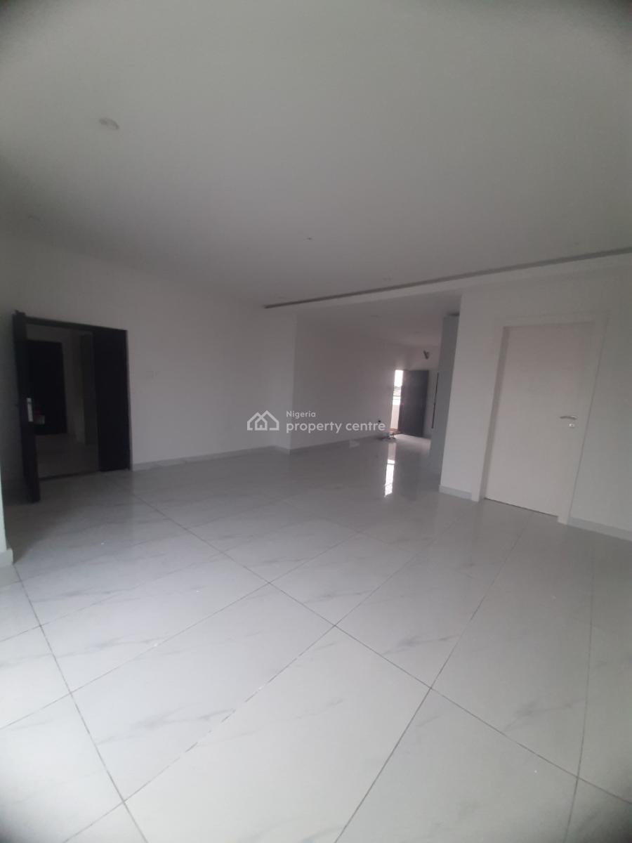 Newly Built and Serviced with Power Supply 3 Bedroom En-suite Flat, Lekki Phase 1, Lekki, Lagos, Flat / Apartment for Rent