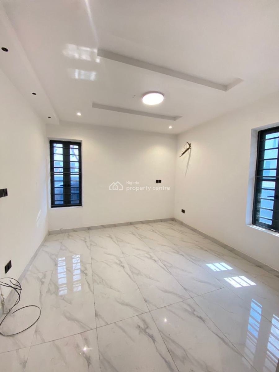 Lovely 1 Bedroom Apartment, Ologolo, Lekki, Lagos, Flat / Apartment for Sale