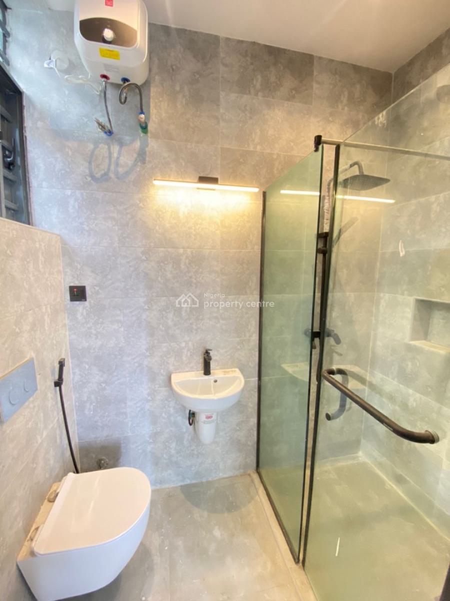 Lovely 1 Bedroom Apartment, Ologolo, Lekki, Lagos, Flat / Apartment for Sale