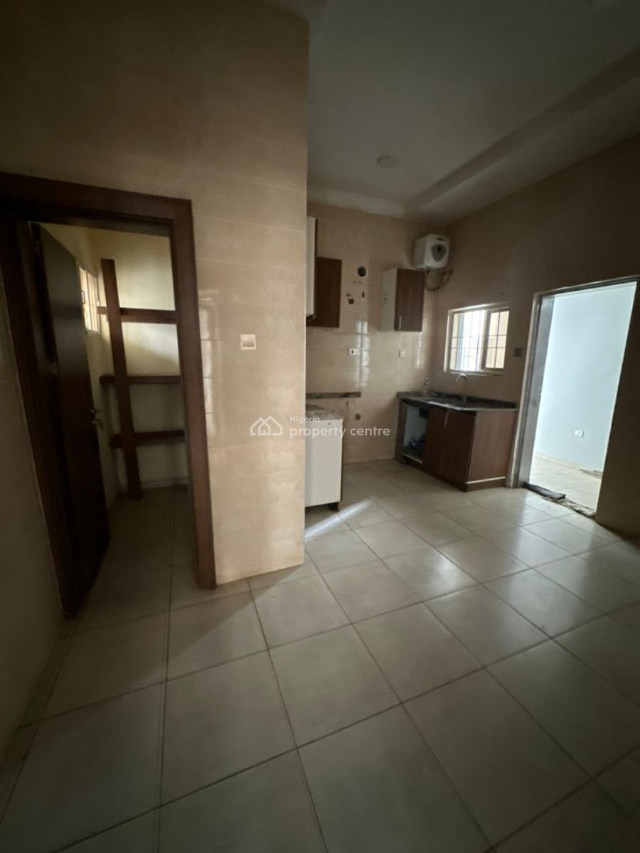 Well Built  3 Bedroom Apartment, Katampe Extension, Katampe, Abuja, Flat / Apartment for Sale