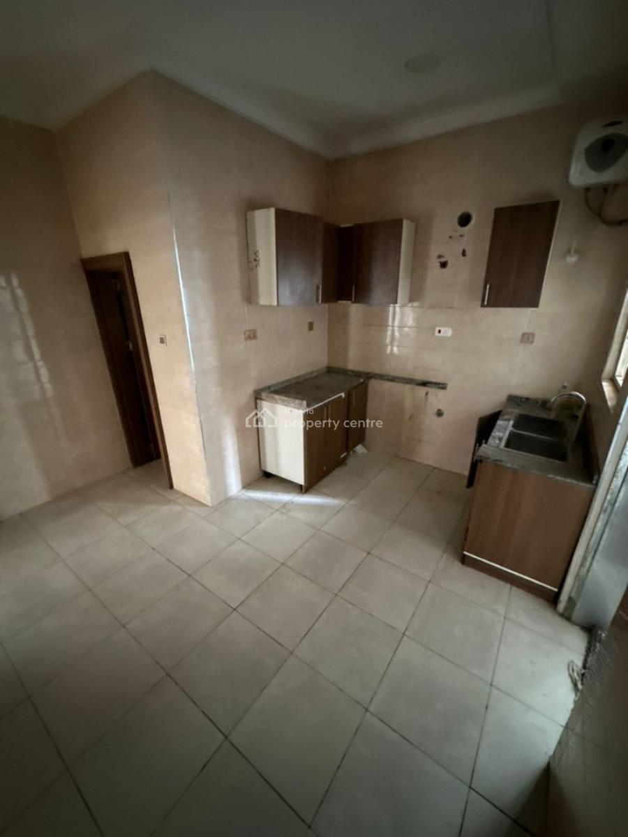 Well Built  3 Bedroom Apartment, Katampe Extension, Katampe, Abuja, Flat / Apartment for Sale