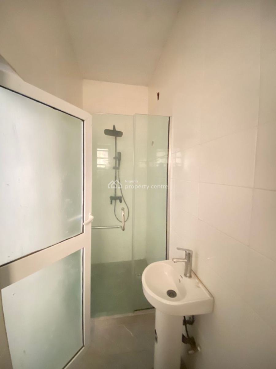 2 Bed  Ologolo   Lovely 1 & 2 Bedroom Apartment, Ologolo, Lekki, Lagos, Flat / Apartment for Sale