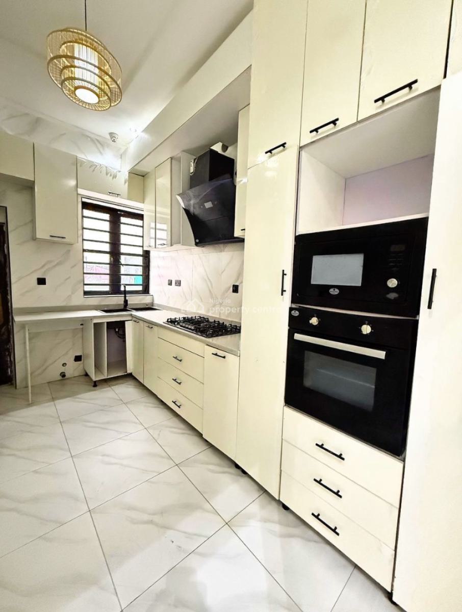 Luxurious 4 Bedroom Terraced Duplex with Bq in a Secured Estate, Orchid, Lekki, Lagos, Terraced Duplex for Sale