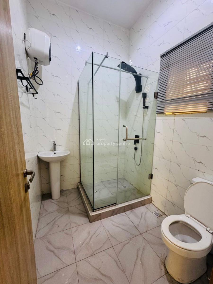Magnificent 4 Bedroom Fully Detached with Bq, Gra Phase 1, Magodo, Lagos, Detached Duplex for Sale