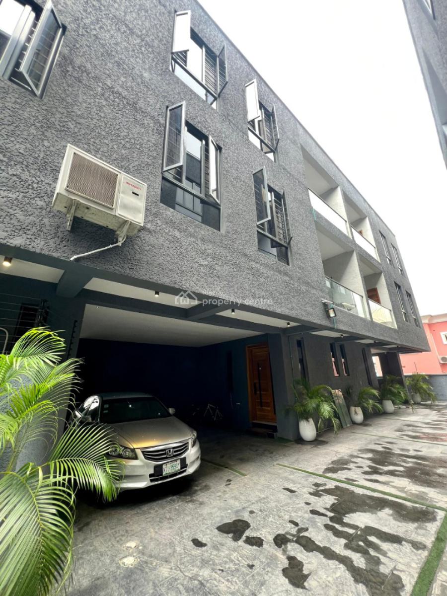 Well Built 4 Bedroom Terrace Duplex, Lekki Phase 1, Lekki, Lagos, Terraced Duplex for Sale