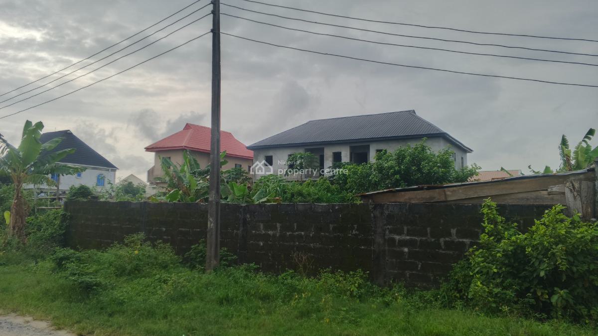Distress Carcass 4 Units of 2 Bedroom Flat Apartment, Bankola, Ibeju Lekki, Lagos, Flat / Apartment for Sale
