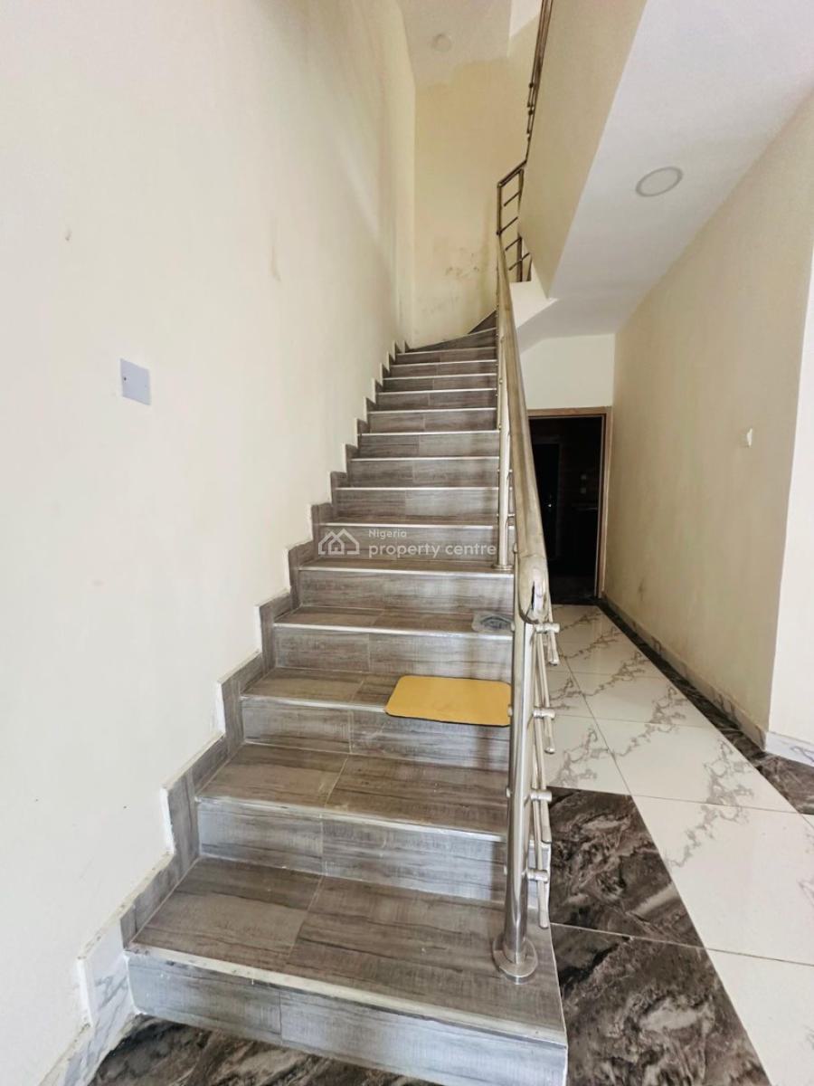 Luxury 4 Bedroom Semi Detached Plus Bq, Gra Phase 1, Magodo, Lagos, Semi-detached Duplex for Sale