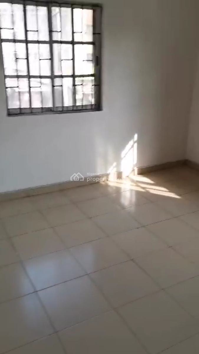 Spacious 2 Bedroom Up Flat in a Decent and Gated Compound, Ijesha Road, Surulere, Lagos, Flat / Apartment for Rent