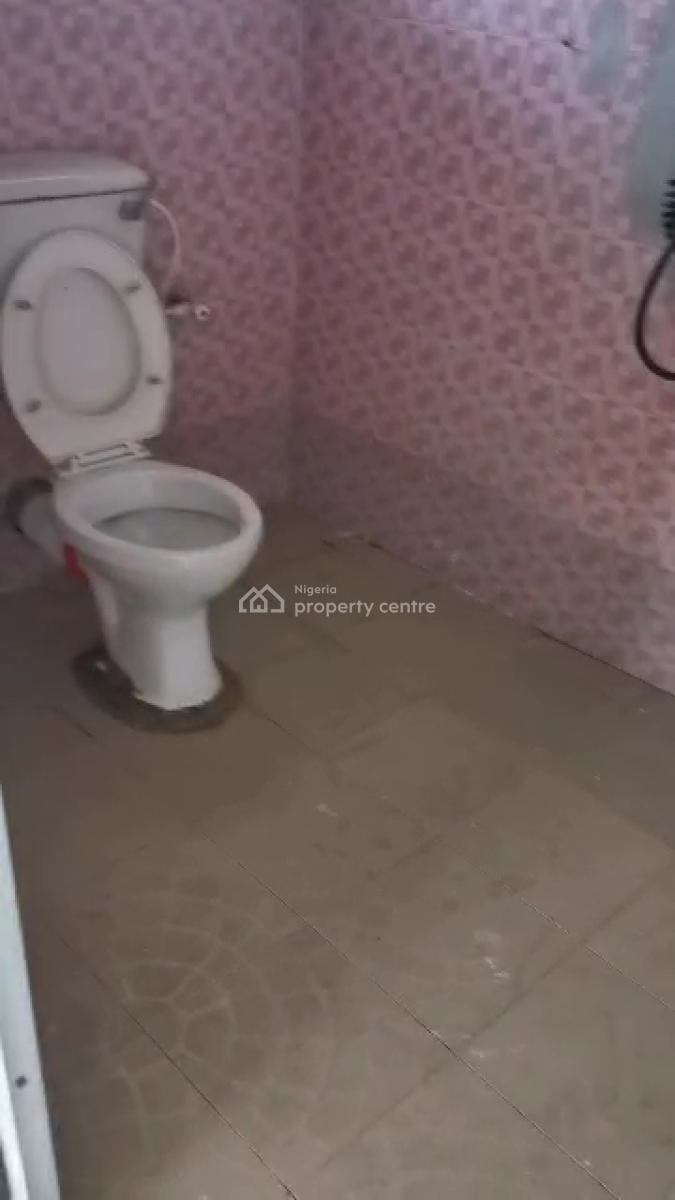 Spacious 2 Bedroom Up Flat in a Decent and Gated Compound, Ijesha Road, Surulere, Lagos, Flat / Apartment for Rent