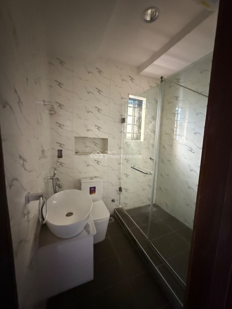 3 Bedroom Terrace Duplex with Bq for Distress, Ikota Villa Estate, Ikota, Lekki, Lagos, Terraced Duplex for Sale