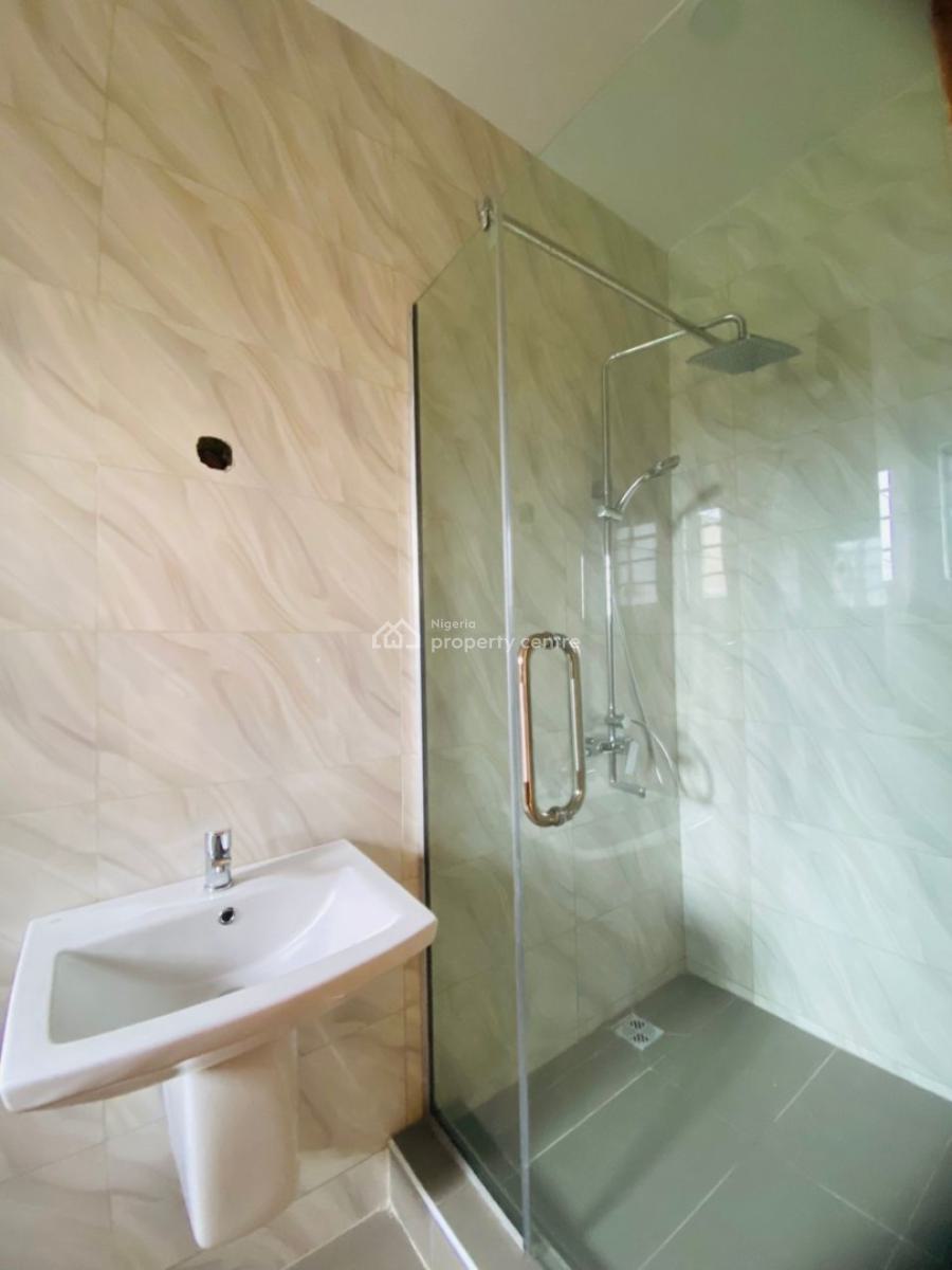 Pristine 1  Bedroom Apartment, Lekki Phase 1, Lekki, Lagos, Mini Flat (room and Parlour) for Rent