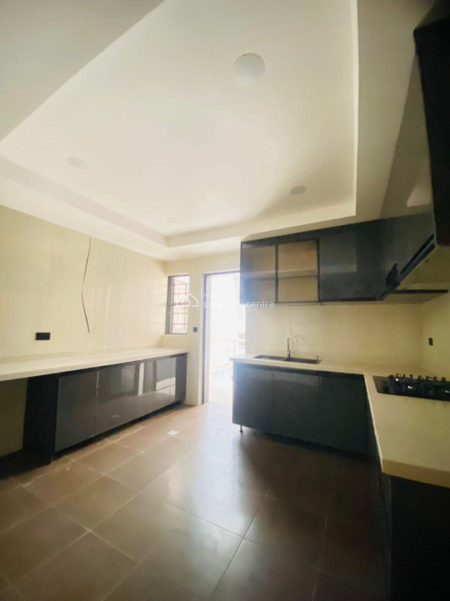 Pristine 1  Bedroom Apartment, Lekki Phase 1, Lekki, Lagos, Mini Flat (room and Parlour) for Rent