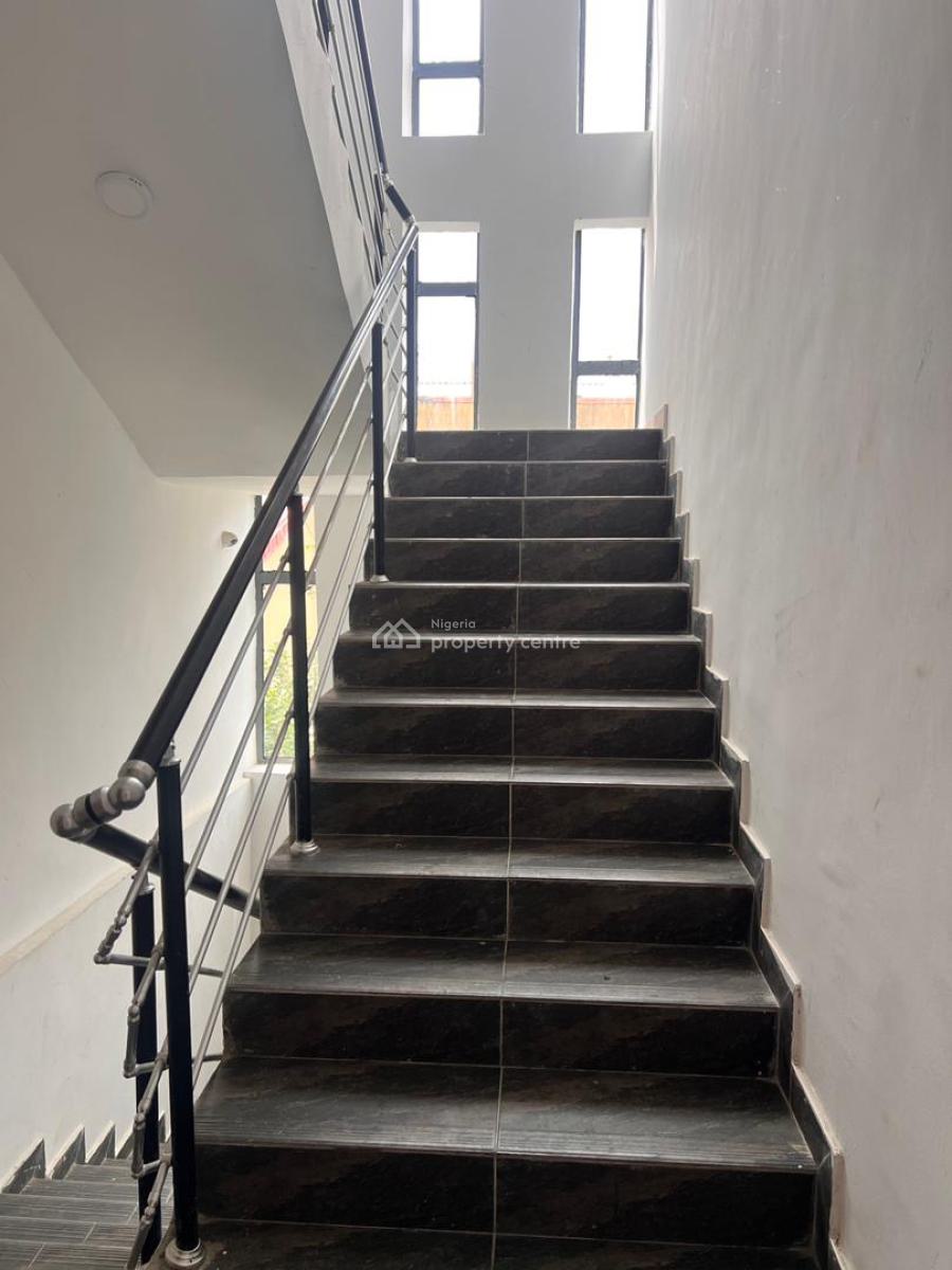Luxury 1 & 2 Bedroom with Swimming Pool + Gym, Elevator, Less Than 7 Minutes Away From The Lekki Conservation Center, Ologolo, Lekki, Lagos, Flat / Apartment for Sale
