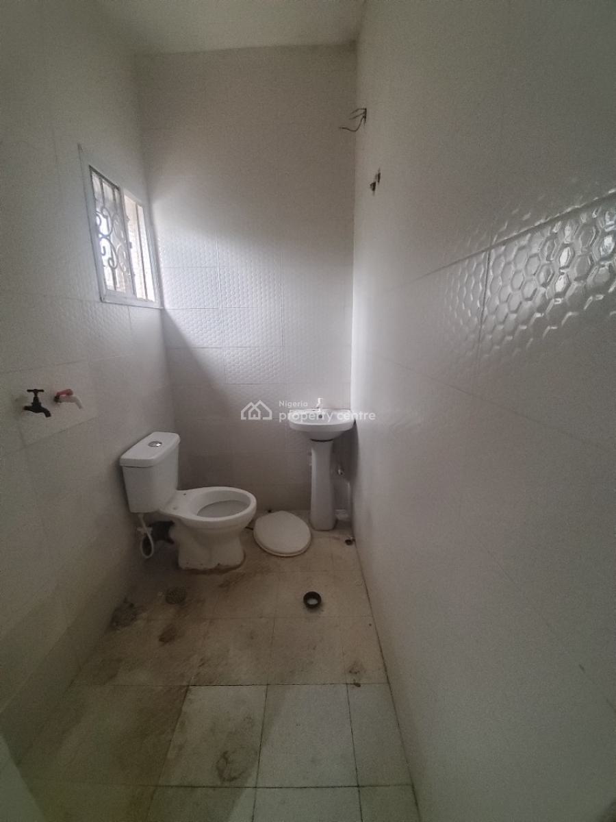 2bed Flat in Sangotedo Ajah, Johnson Estate, Ajah, Lagos, Flat / Apartment for Rent