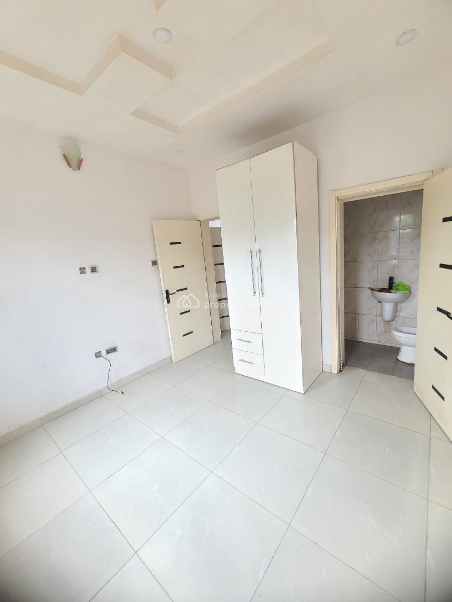 Clean and Spacious 2 Bedroom Apartment with Heat Extractor, Badore, Ajah, Lagos, Flat / Apartment for Rent