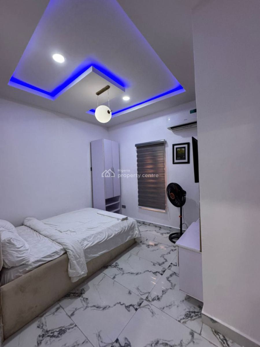 Lovely and Well Maintained 2 Bedroom Apartment, Fully Serviced (upstairs), Harris Garden, Orchid Road, Lekki Expressway, Lekki, Lagos, House for Rent