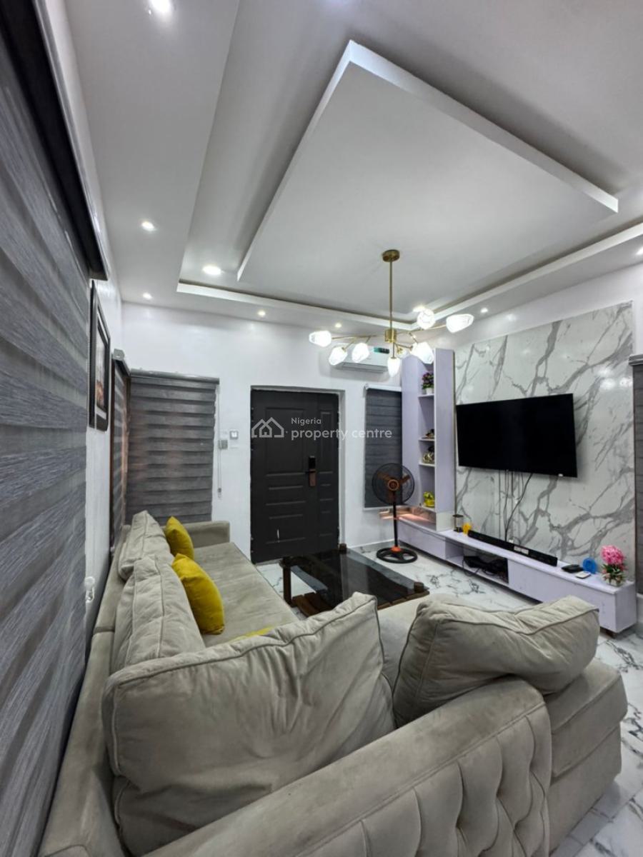 Lovely and Well Maintained 2 Bedroom Apartment, Fully Serviced (upstairs), Harris Garden, Orchid Road, Lekki Expressway, Lekki, Lagos, House for Rent
