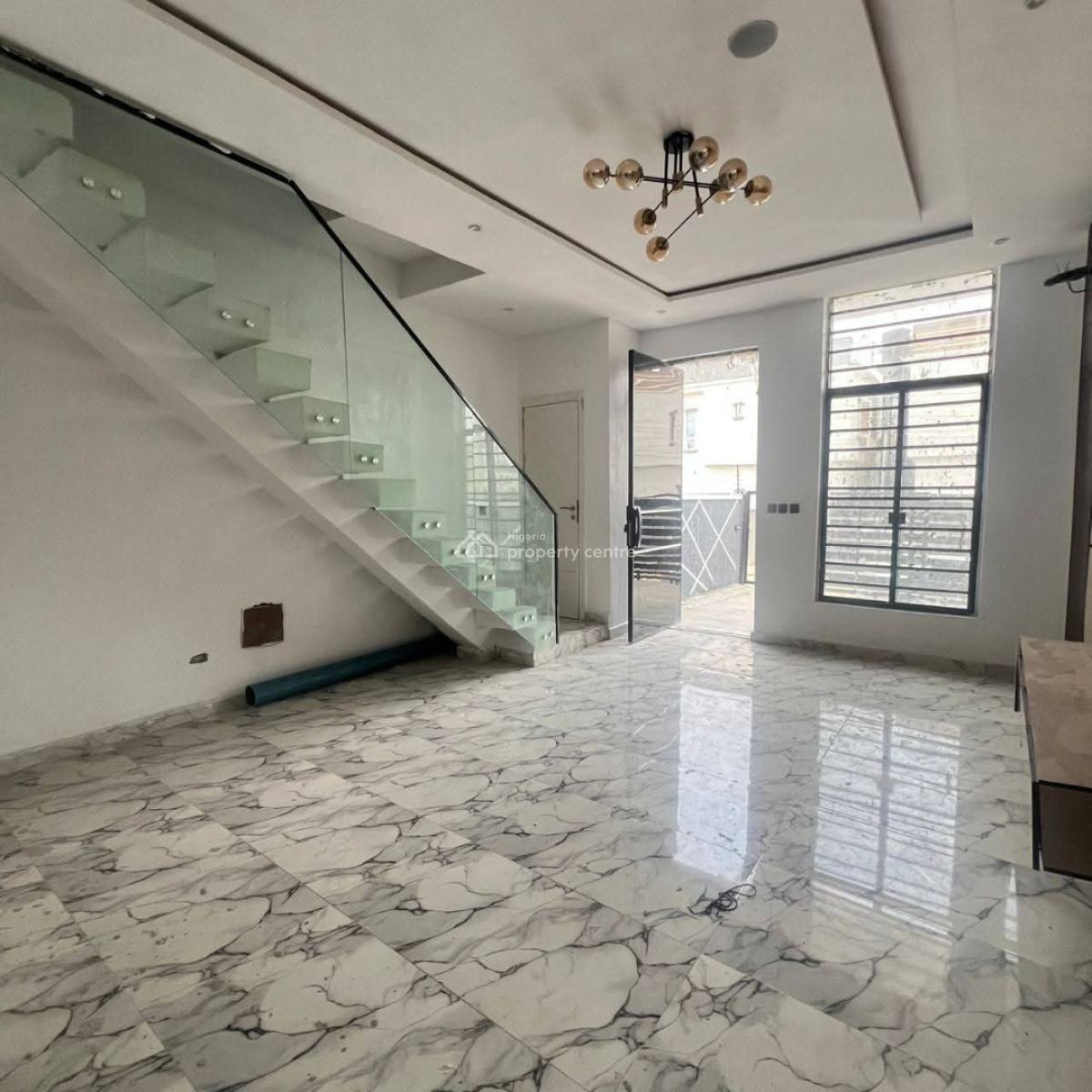 2 Bedroom Flat, Akoka, Yaba, Lagos, House for Sale