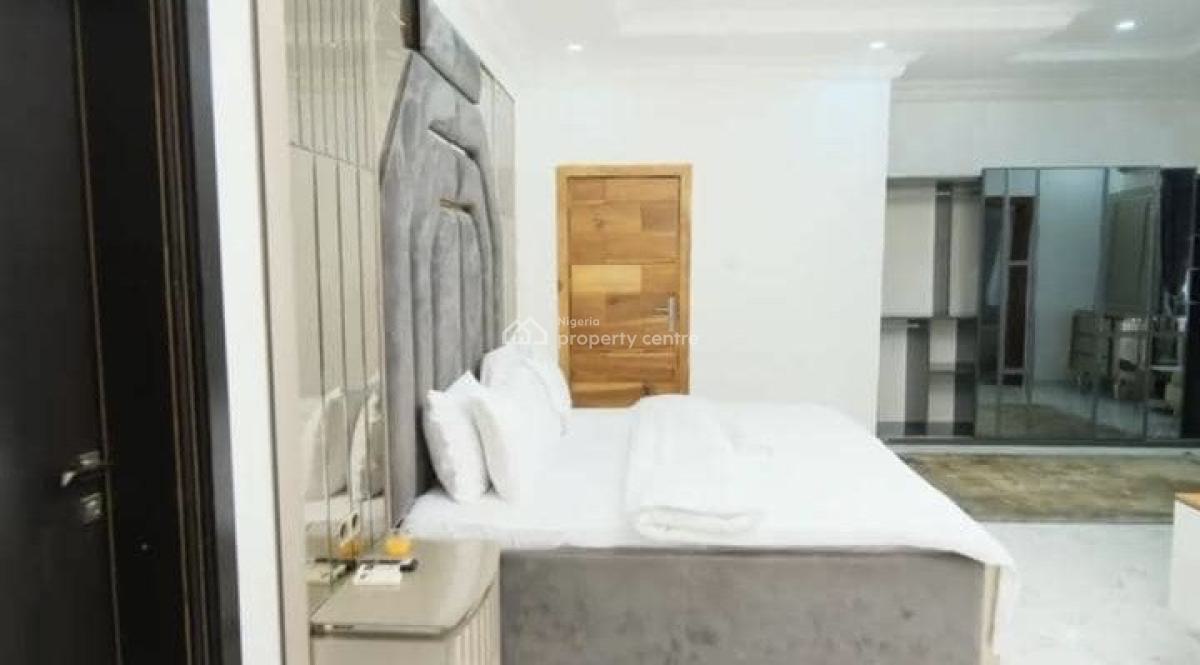 Fully Furnished & Serviced 3 Bedrooms Detached Duplex + 2 Rooms Bq, Osapa, Lekki, Lagos, Flat / Apartment for Rent